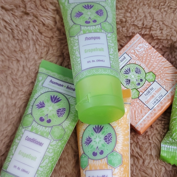 Sample size lot - Picture 2 of 3